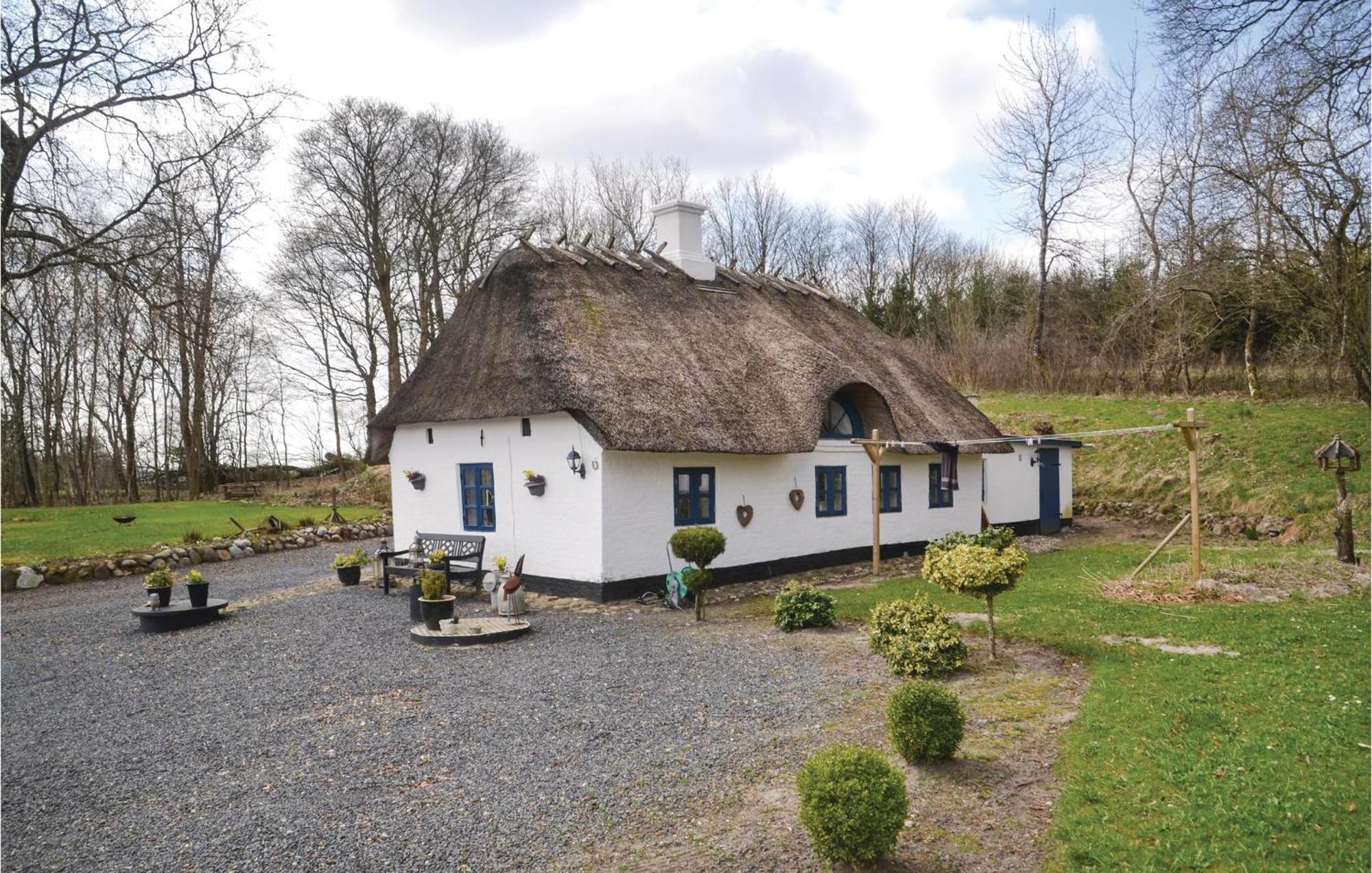 Lovely Home In Give With House A Panoramic View Exterior photo